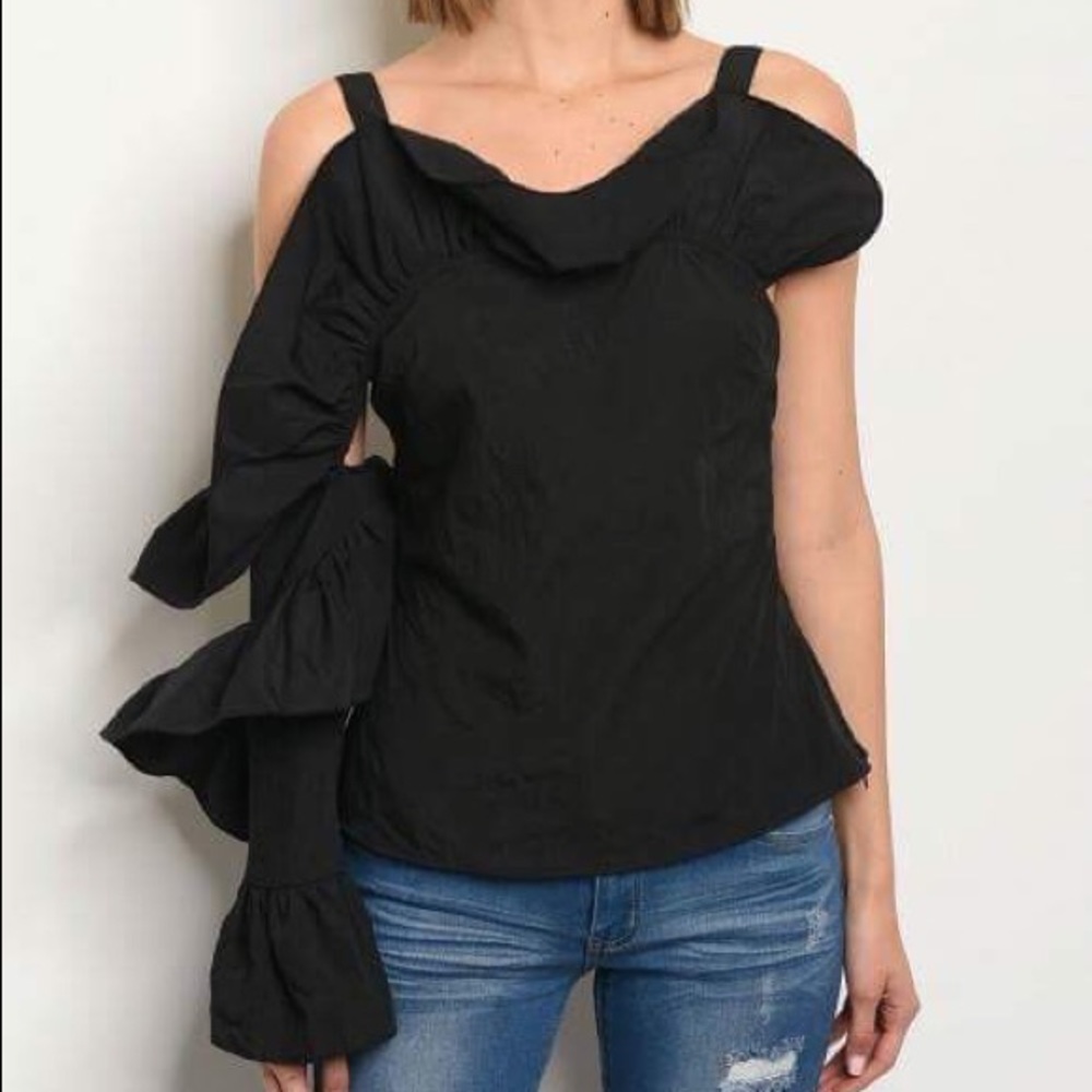 Black Kelsey top
